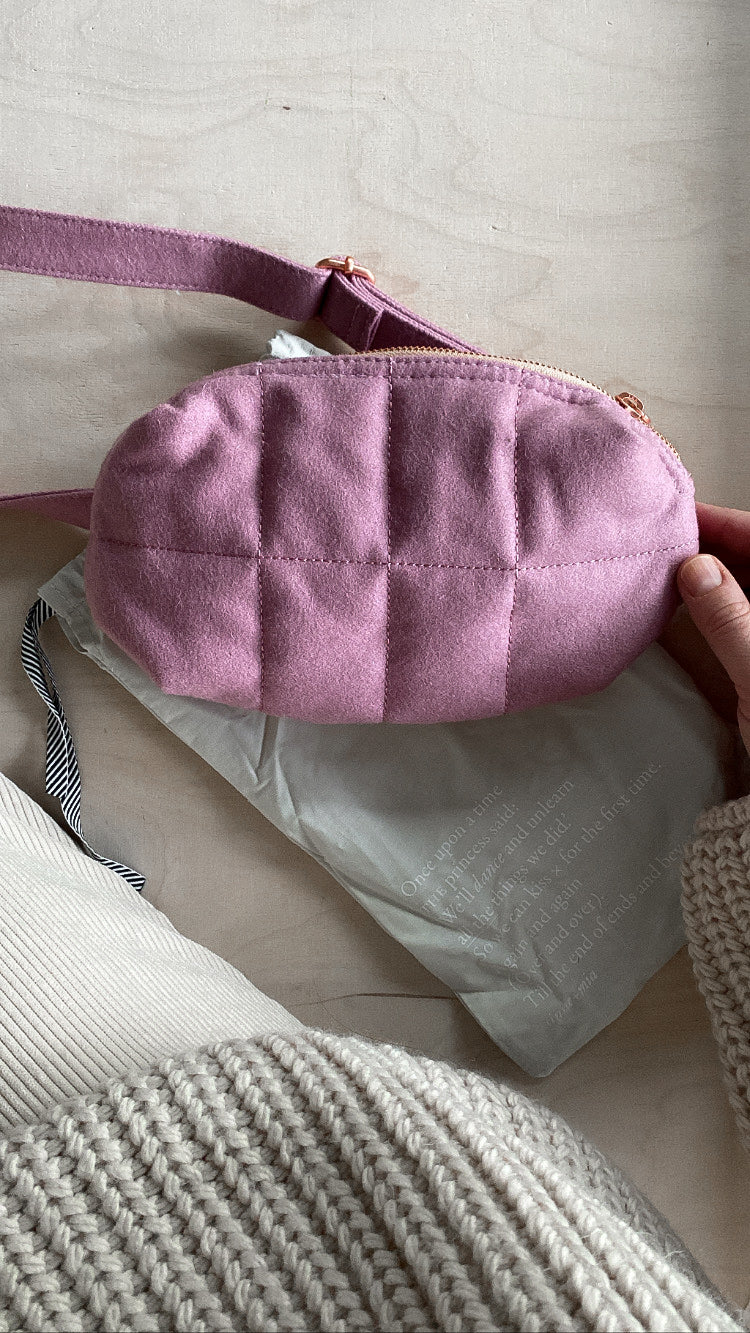 Puffy belt bag ''Rose''