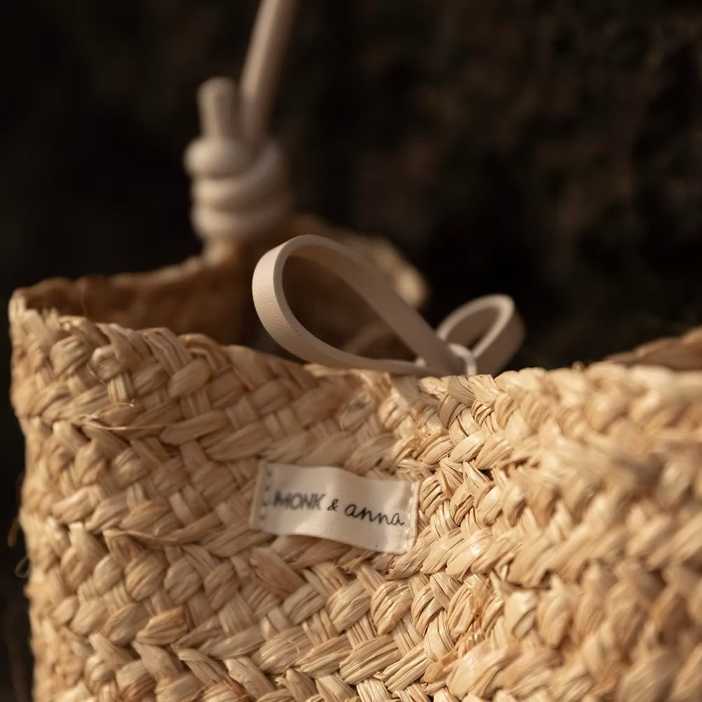 Sama straw bag