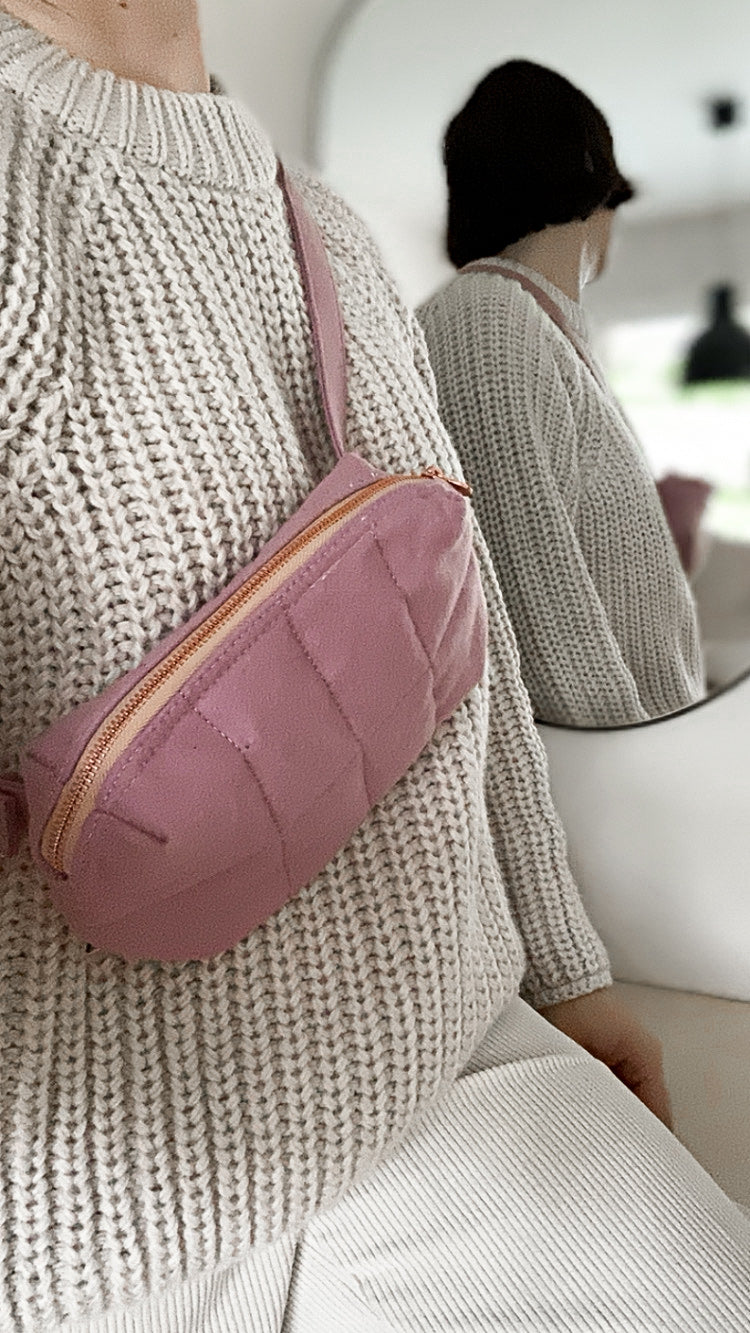 Puffy belt bag ''Rose''