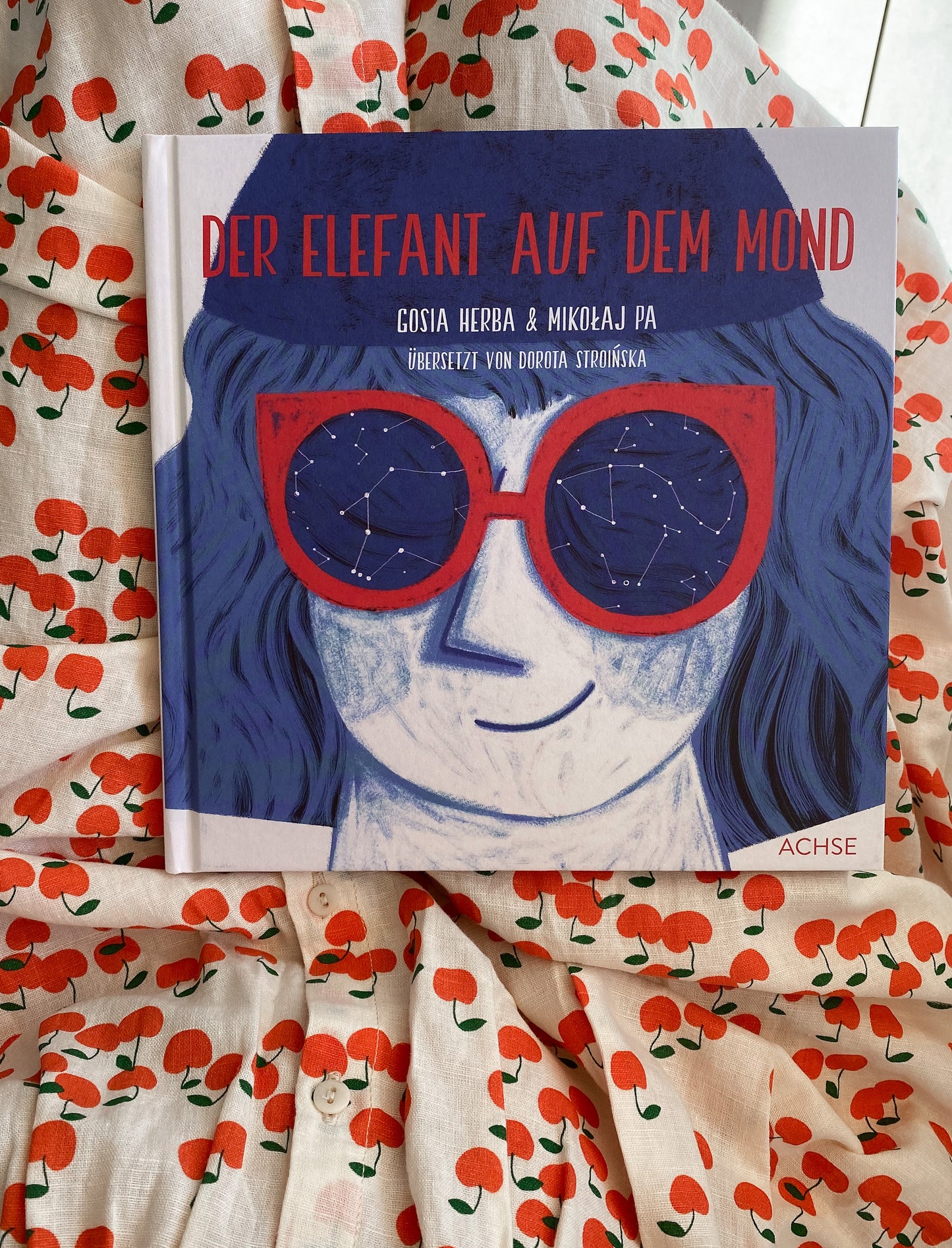Der Elefant auf dem Mond
