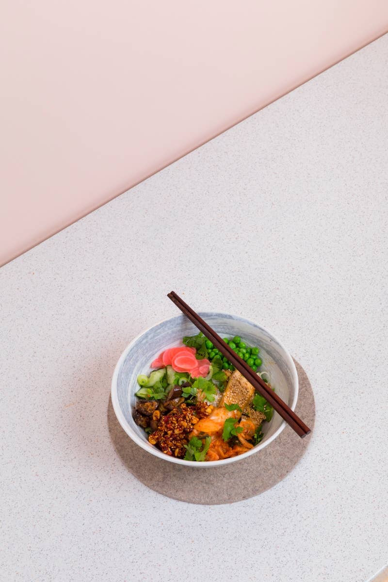 Extra Hot Peanut Rãyu, Knuspriges Chiliöl