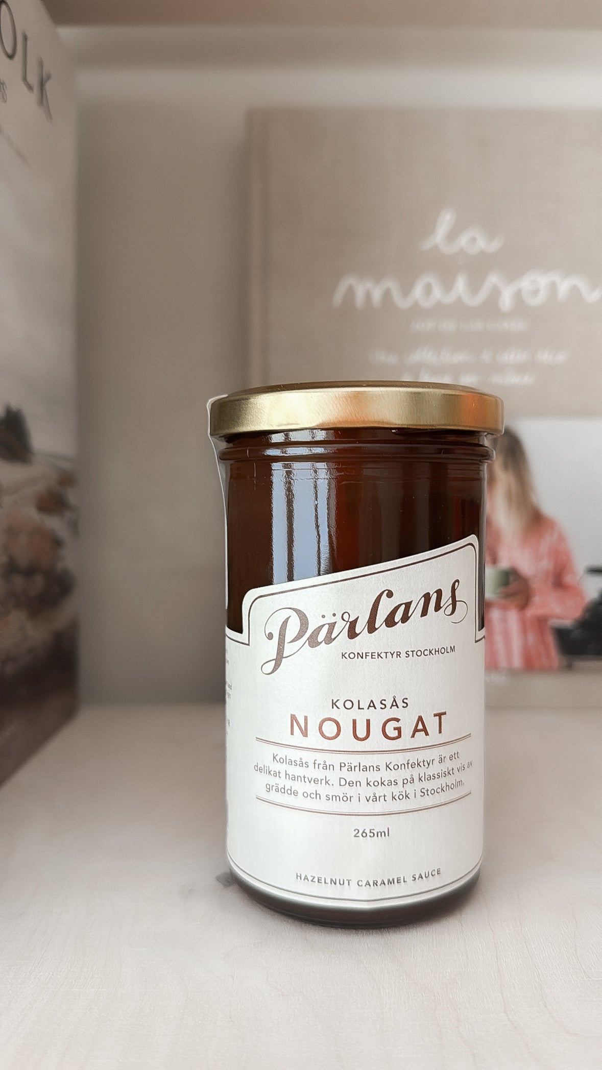 KARAMELLSOSSE MIT NOUGAT