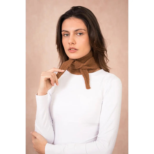 Hals Schmeichler Braun